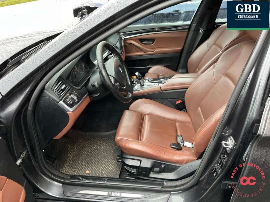 BMW 5-Serie 2010-2017 (F10/F11) (F10/F11), Motorkode: N47D20C, Girkassekode: 24 00 7 606 591