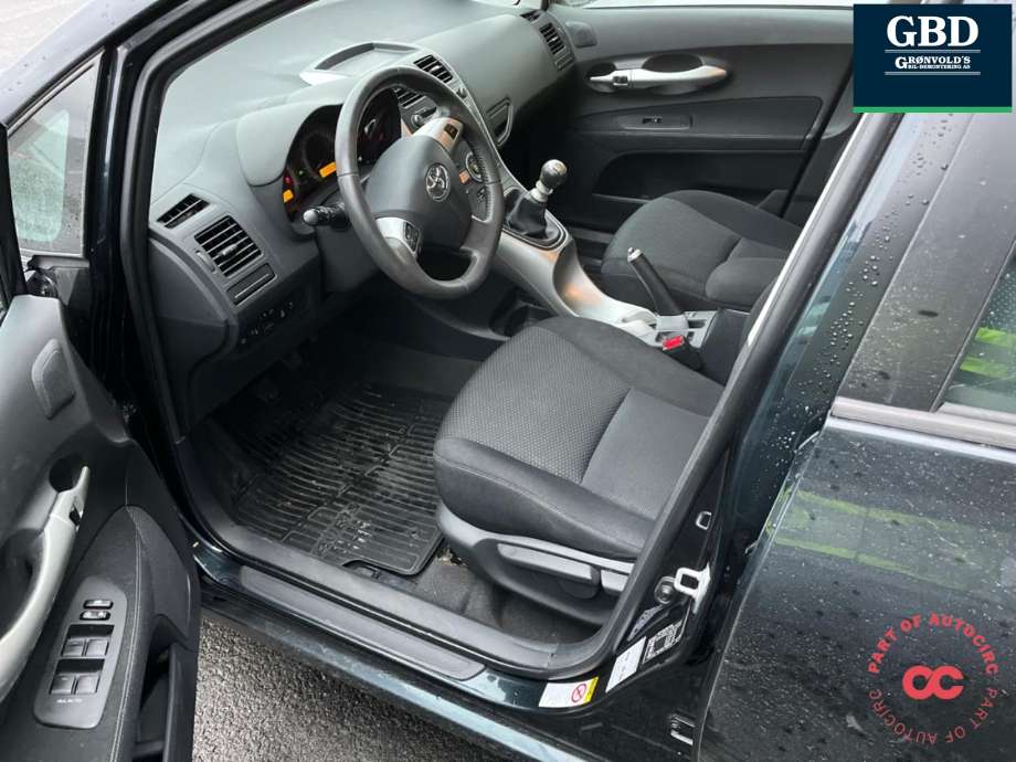 Toyota Auris 2010-2012 (Type I, Fase 2) , Motorkode: 1ND-TV, Girkassekode: 3030012D91