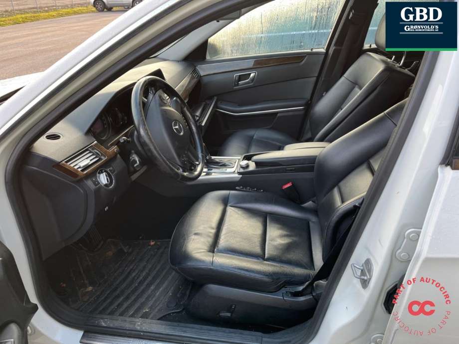 Mercedes E-Klasse 2009-2013 (Fase 1) (W212) (W212), Motorkode: OM651.925, Girkassekode: A 204 270 75 00