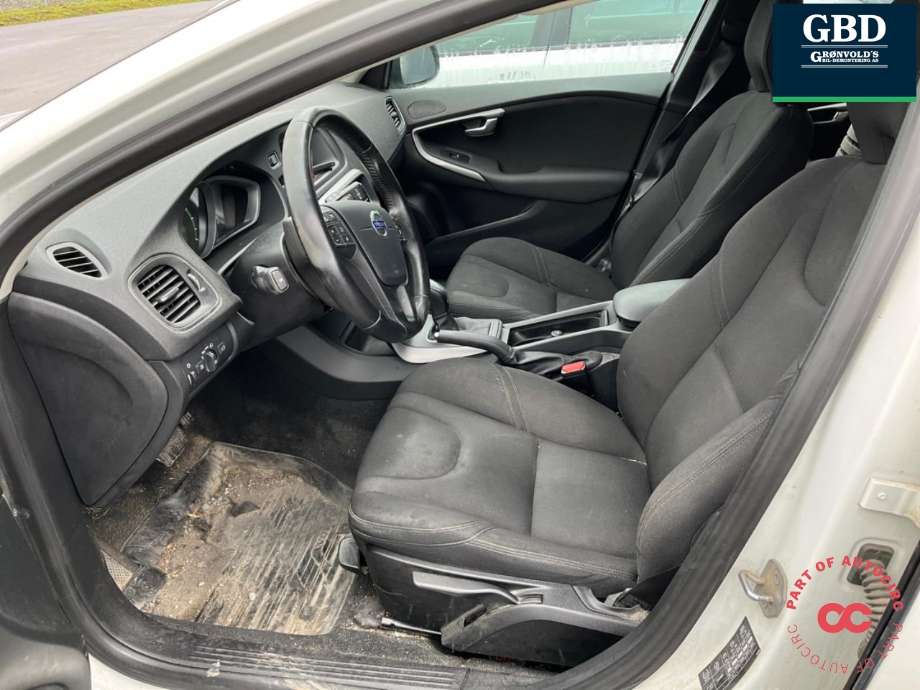 Volvo V40 2012-2019 , Motorkode: D4162T, Girkassekode: 36051151
