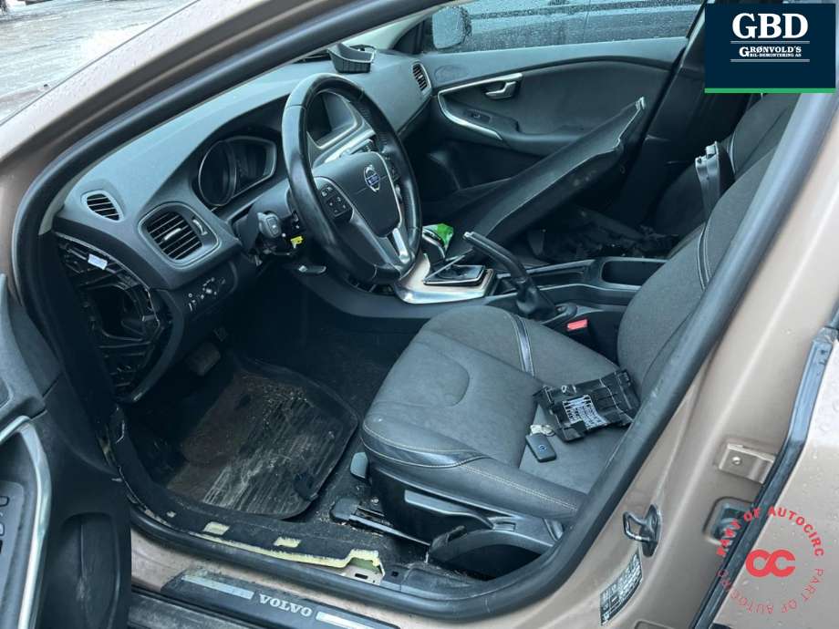 Volvo V40 2012-2019 , Motorkode: D4162T, Girkassekode: 36051151