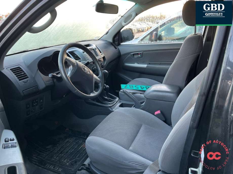 Toyota Hilux 2012-2016 , Motorkode: 2KD-FTV, Girkassekode: 330300K750