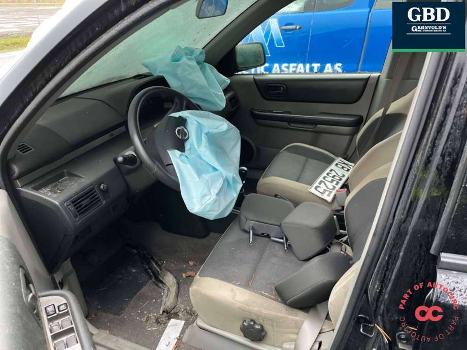 Nissan X-Trail 2002-2007 (T30) (T30), Motorkode: YD22, Girkassekode: 320108H868