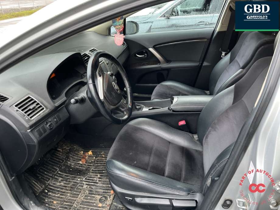 Toyota Avensis 2009-2015 (Type III, Fase 1) , Motorkode: 1AD-FTV, Girkassekode: 3030020A20