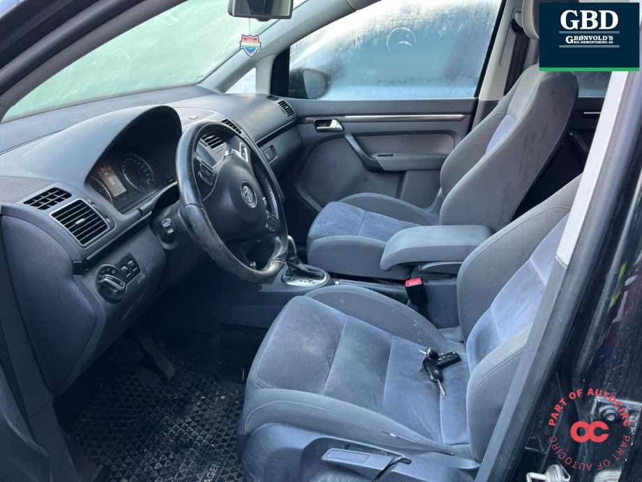 VW Touran 2010-2015 (Type I, Fase 3) , Motorkode: CAYC, Girkassekode: NKA