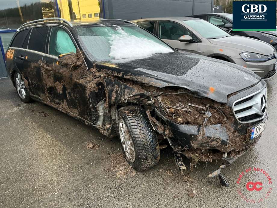 Mercedes E-Klasse 2013-2016 (Fase 2) (W212) (W212), Motorkode: OM651.924, Girkassekode: A 725 270 42 07