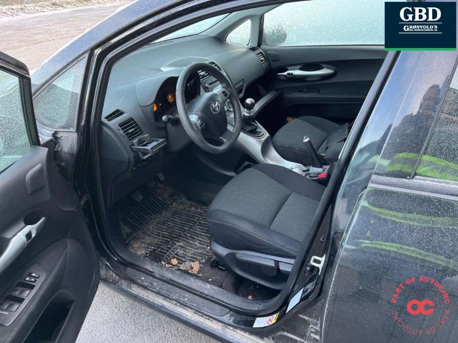 Toyota Auris 2010-2012 (Type I, Fase 2) , Motorkode: 1NR-FE, Girkassekode: 3030002160