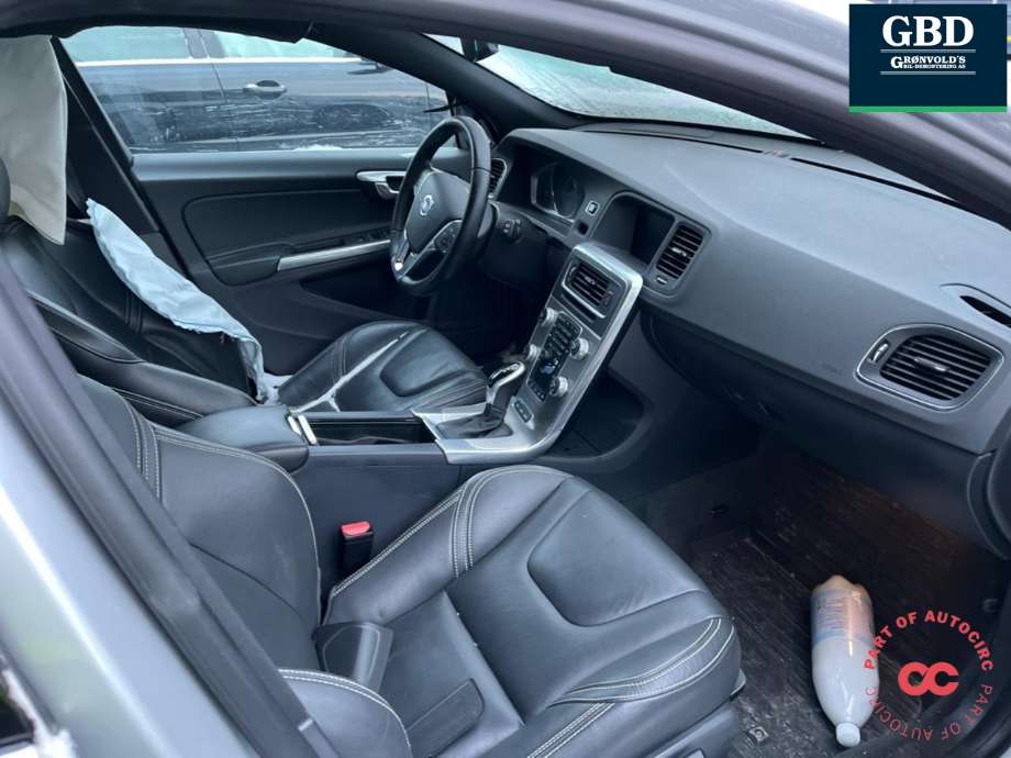 Volvo V60/V60 CC 2013-2018 (Type I, Fase 2) , Motorkode: D87PHEV, Girkassekode: 36050600