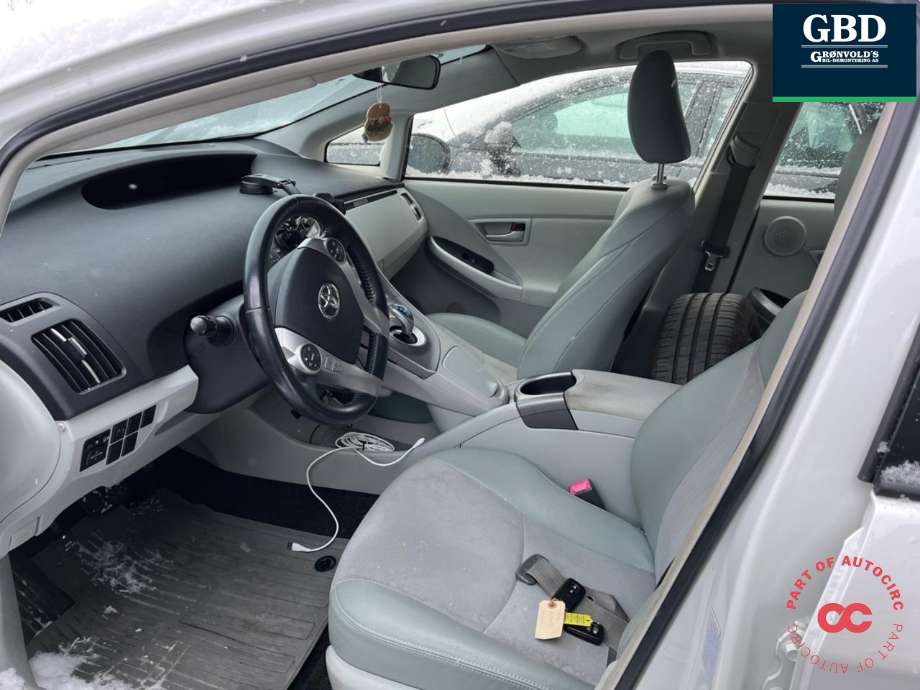 Toyota Prius 2009-2016 (Type III) (COMBI) (COMBI), Motorkode: 2ZR-FXE, Girkassekode: 3090047062