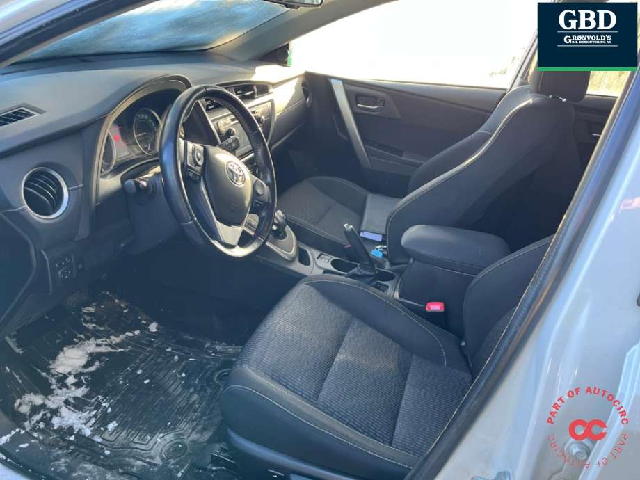 Toyota Auris 2015-2019 (Type II, Fase 2) , Motorkode: 2ZR-FXE, Girkassekode: 3090047064