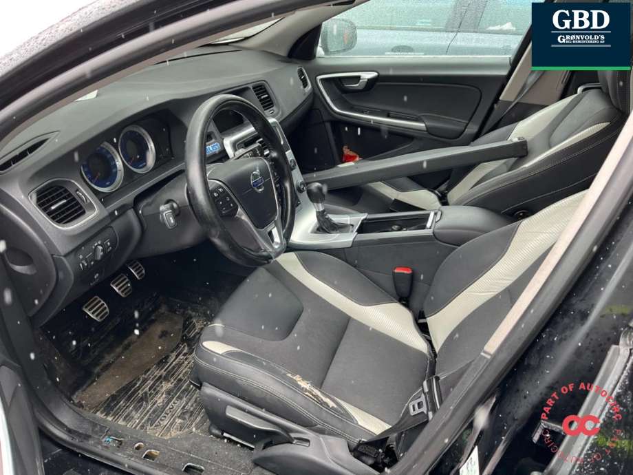 Volvo V60 2010-2013 (Type I, Fase 1) , Motorkode: D4162T, Girkassekode: 36051127