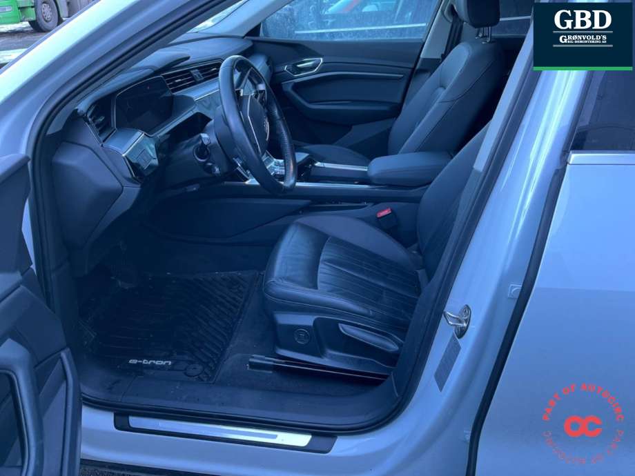 Audi e-tron 2018-->> delebil , Motorkode: EAS|EAW, Girkassekode: 