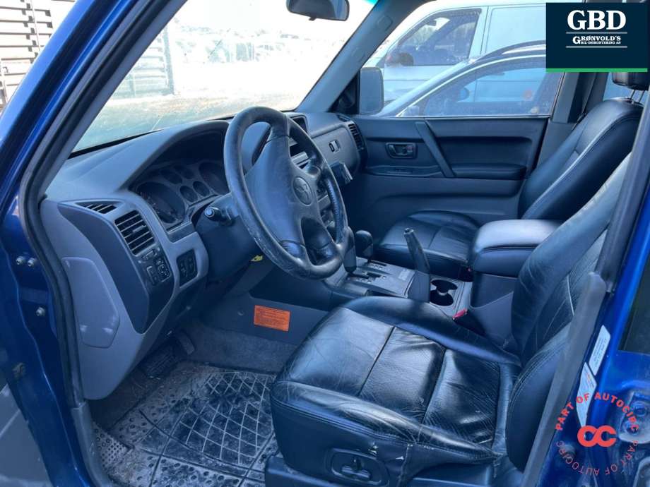 Mitsubishi Pajero 2000-2006 (Type III) , Motorkode: 4M41, Girkassekode: MR593861