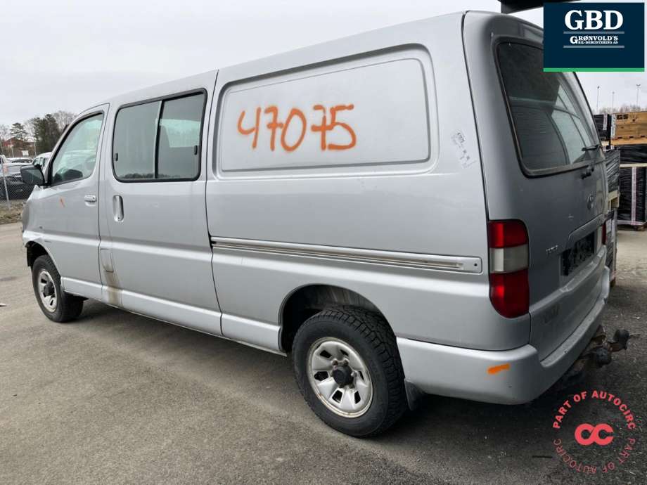 Toyota Hiace 2007-2012 (Fase 3) , Motorkode: 2KD-FTV, Girkassekode: 3303026A60