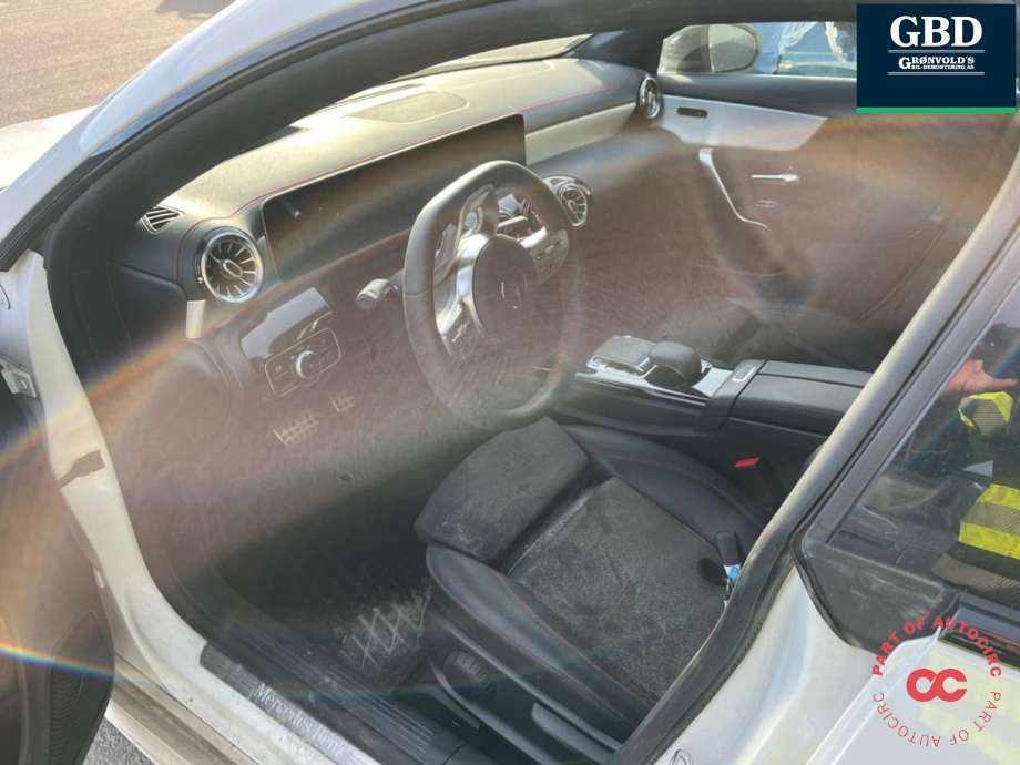 Mercedes CLA 2019-->> (C118) (C118), Motorkode: M282.914, Girkassekode: A 700 370 21 00