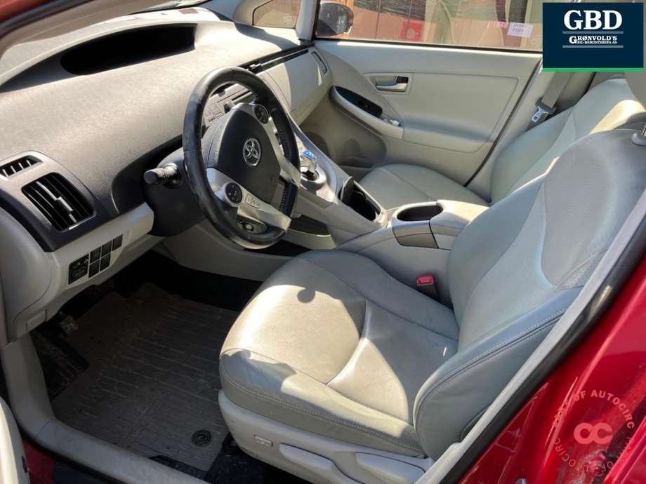 Toyota Prius 2009-2016 (Type III) (COMBI) (COMBI), Motorkode: 2ZR-FXE, Girkassekode: 3090047063