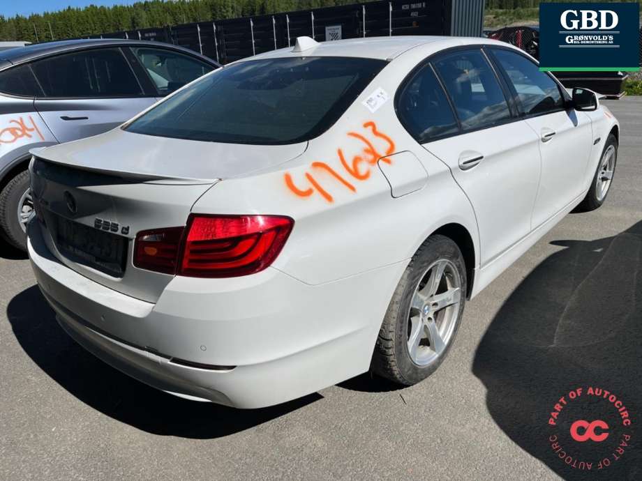 BMW 5-Serie 2010-2017 (F10/F11) (F10/F11), Motorkode: N47D20D, Girkassekode: 24 00 7 642 240