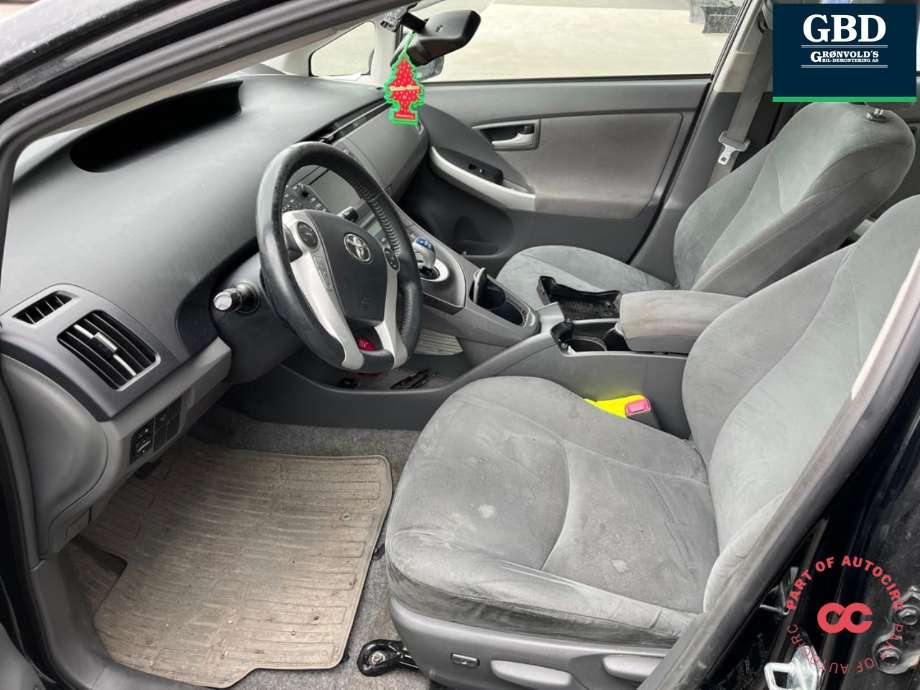 Toyota Prius 2009-2016 (Type III) (COMBI) (COMBI), Motorkode: 2ZR-FXE, Girkassekode: 3090047060