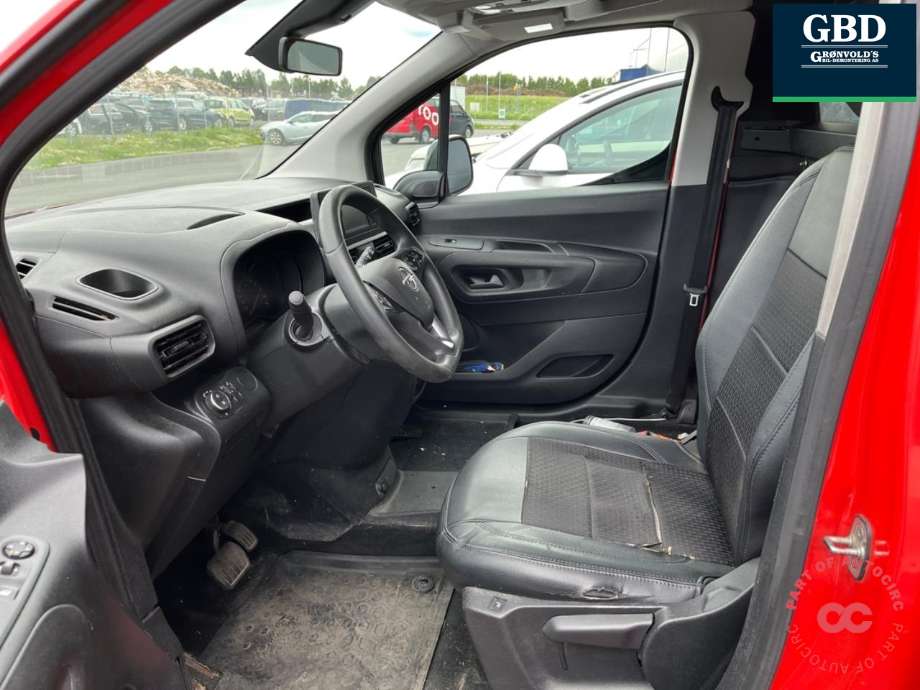 Opel Combo E 2019-->> , Motorkode: ZK01, Girkassekode: