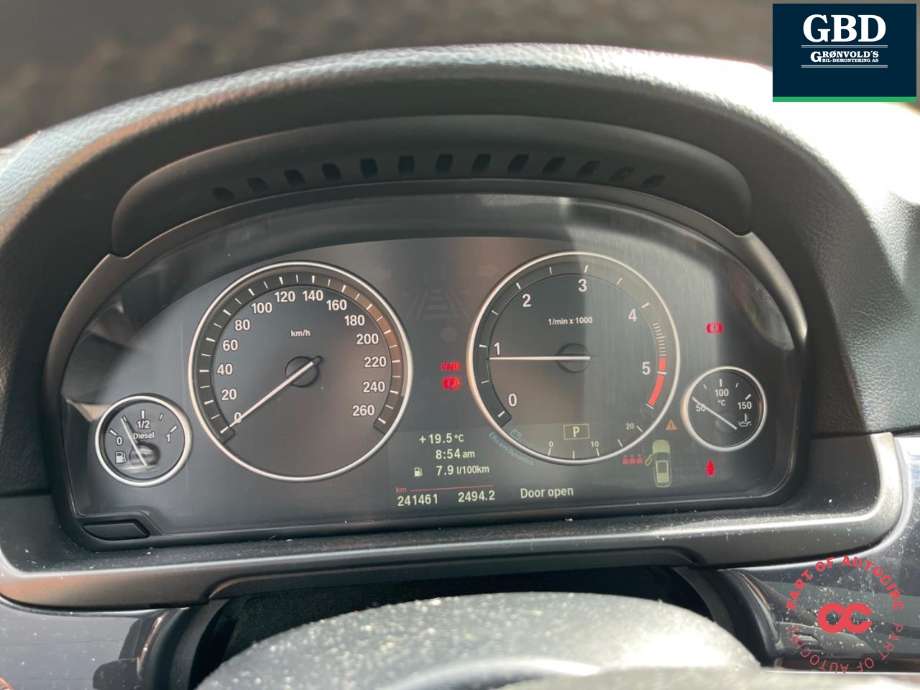 BMW 5-Serie 2010-2017 (F10/F11) (F10/F11), Motorkode: N47D20C, Girkassekode: 24 00 7 623 322