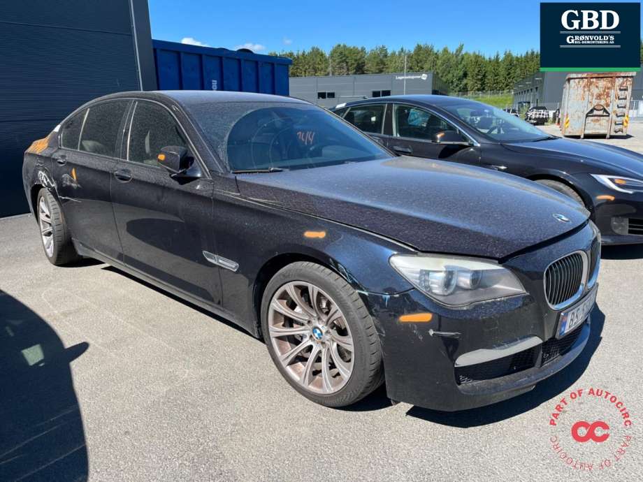 BMW 7-Serie 2009-2015 (F01/F02/F03/F04) (F01/F02/F03/F04), Motorkode: N57D30A, Girkassekode: 24 00 7 631 067