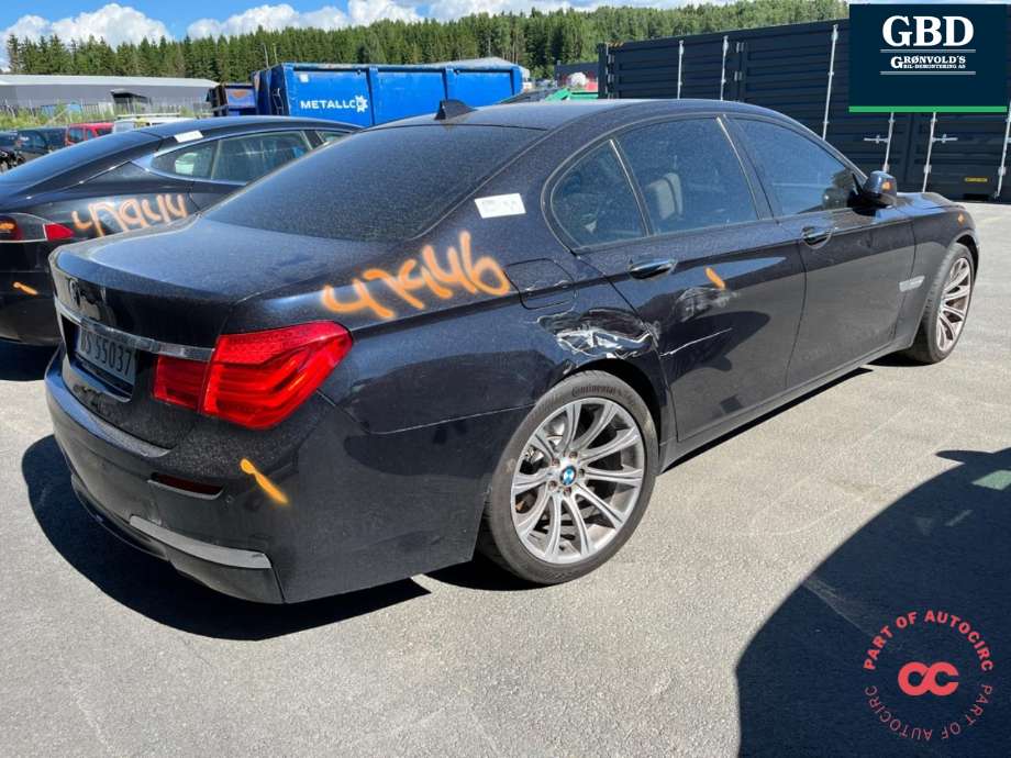 BMW 7-Serie 2009-2015 (F01/F02/F03/F04) (F01/F02/F03/F04), Motorkode: N57D30A, Girkassekode: 24 00 7 631 067