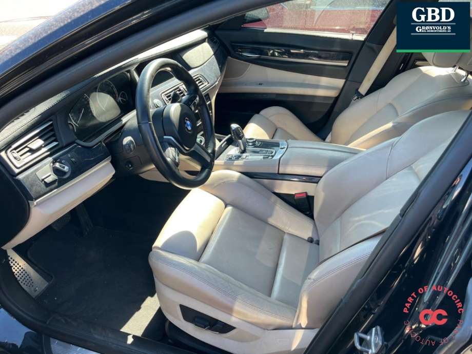BMW 7-Serie 2009-2015 (F01/F02/F03/F04) (F01/F02/F03/F04), Motorkode: N57D30A, Girkassekode: 24 00 7 631 067