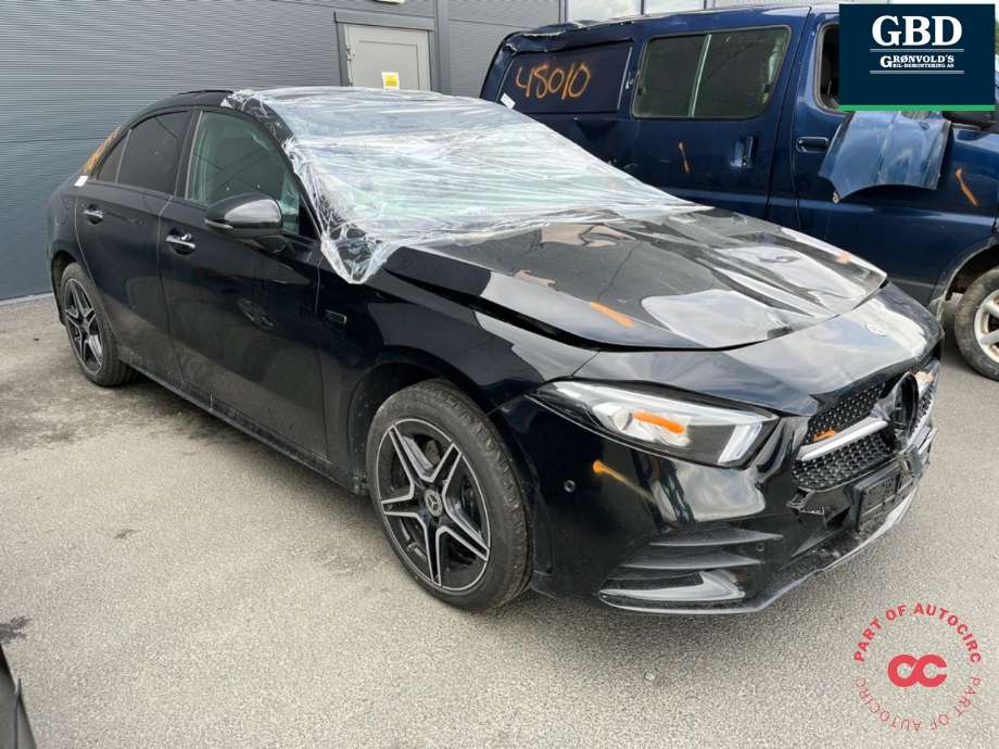 Mercedes A-Klasse 2018-->> (W177) (W177), Motorkode: 282914, Girkassekode: A 247 370 51 03