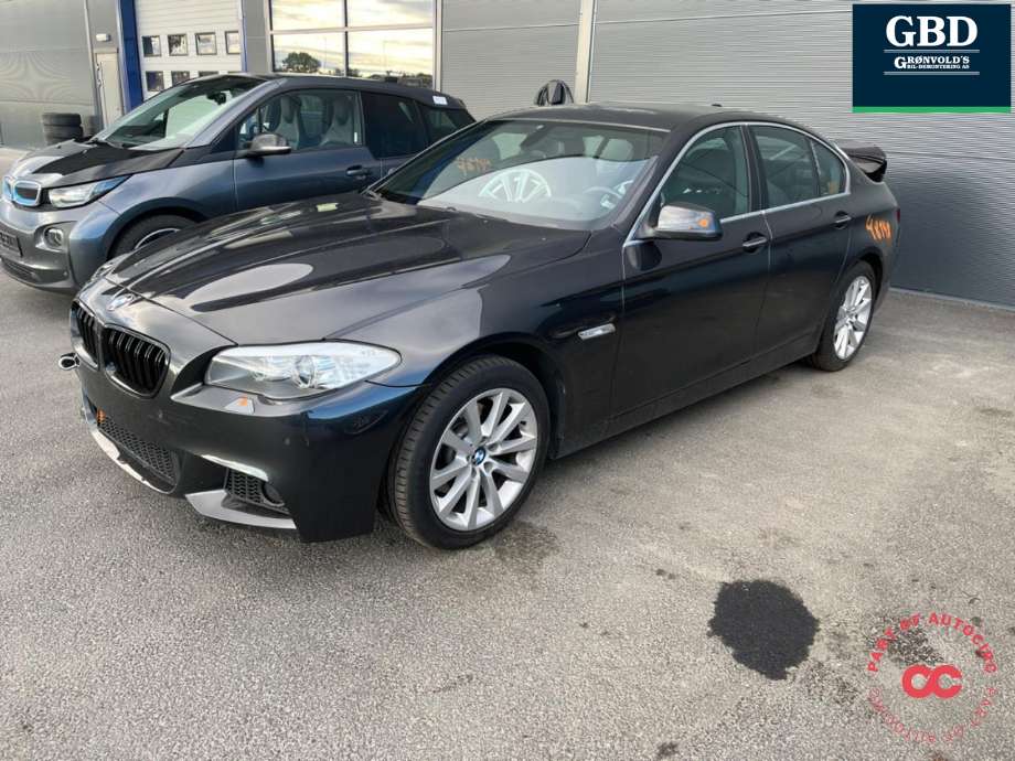 BMW 5-Serie 2010-2017 (F10/F11) (F10/F11), Motorkode: N53-B30A, Girkassekode: 24 00 7 644 859