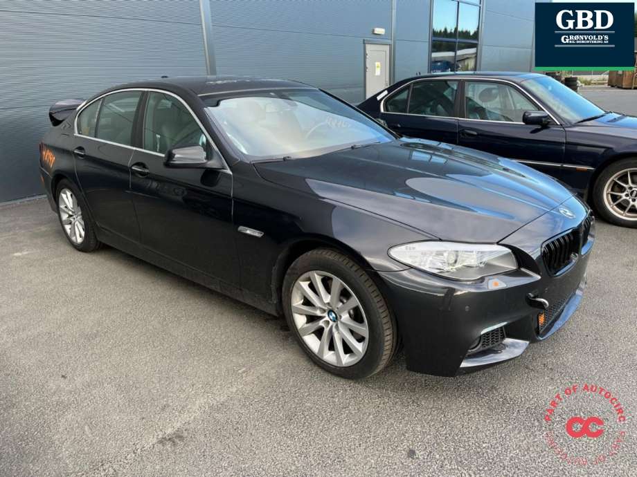 BMW 5-Serie 2010-2017 (F10/F11) (F10/F11), Motorkode: N53-B30A, Girkassekode: 24 00 7 644 859