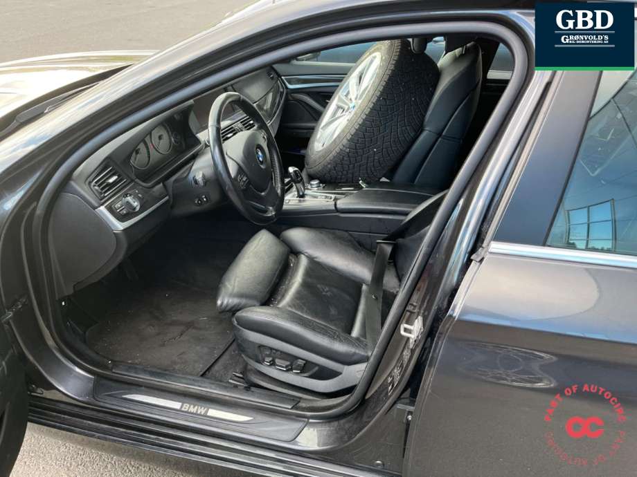 BMW 5-Serie 2010-2017 (F10/F11) (F10/F11), Motorkode: N53-B30A, Girkassekode: 24 00 7 644 859