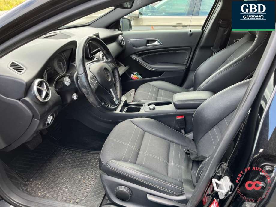 Mercedes A-Klasse 2012-2018 (W176) (W176), Motorkode: M270.910, Girkassekode: A 246 370 89 02