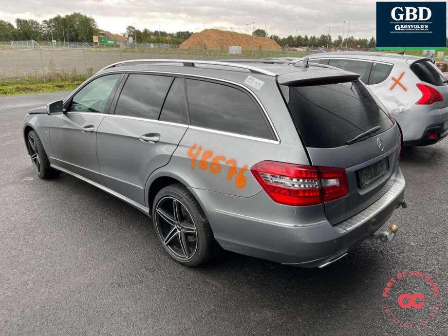 Mercedes E-Klasse 2009-2013 (Fase 1) (W212) (W212), Motorkode: OM642.858, Girkassekode: A 221 270 43 04