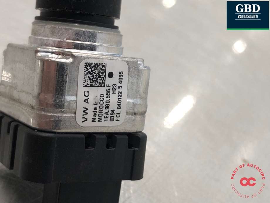 VW ID.4, 2020- (1EA 980 556 F)