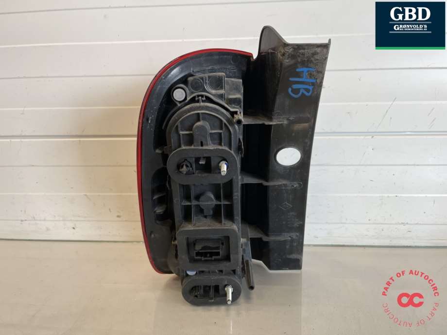 Dacia Duster, 2010-2017 (Type I) (265500322R|265504304R)