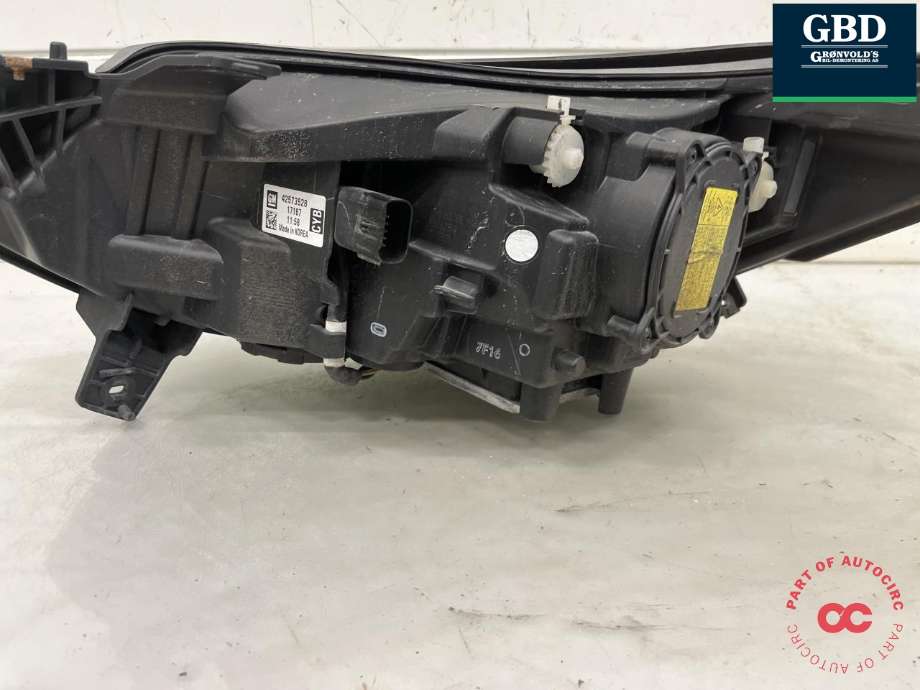 Frontlykt høyre full-LED til Opel Ampera-e 2017-->> (Type II)  (42703229|42573528|)