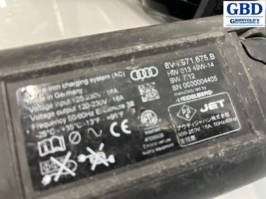 Audi A3, 2016-2020 (Type III, Fase 2) (5QE 915 682 AA|5QE 915 682 K)