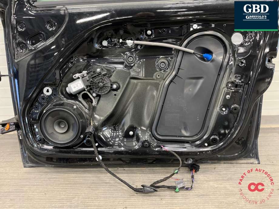 Dør høyre foran til Seat Mii electric 2019-->>  (1S4 831 056 A|)