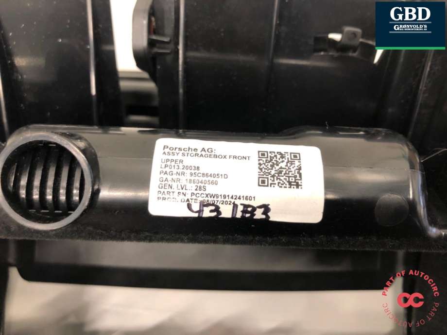 Dashbord diverse til Porsche Macan 2024-->> (XAB) (XAB) (95C 864 051 D|95C 864 051 D  BLK|)