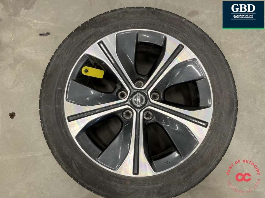 Nissan Leaf, 2018- (Type II) (DUNLOP ENASAVE|215-50R17|PROD 1418      3|69MM)