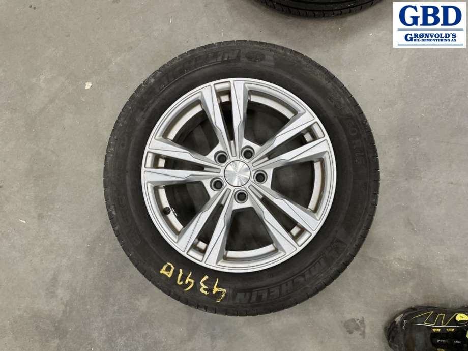 Toyota Proace City, 2020-(MICHELIN|250-60R16)