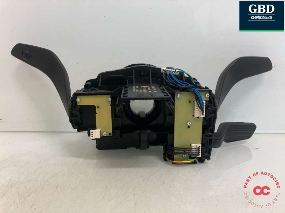 Bryter combi til Audi Q4 e-tron 2021-->>  (82A 953 521 MS|5Q1 953 549 F|10529533-00)