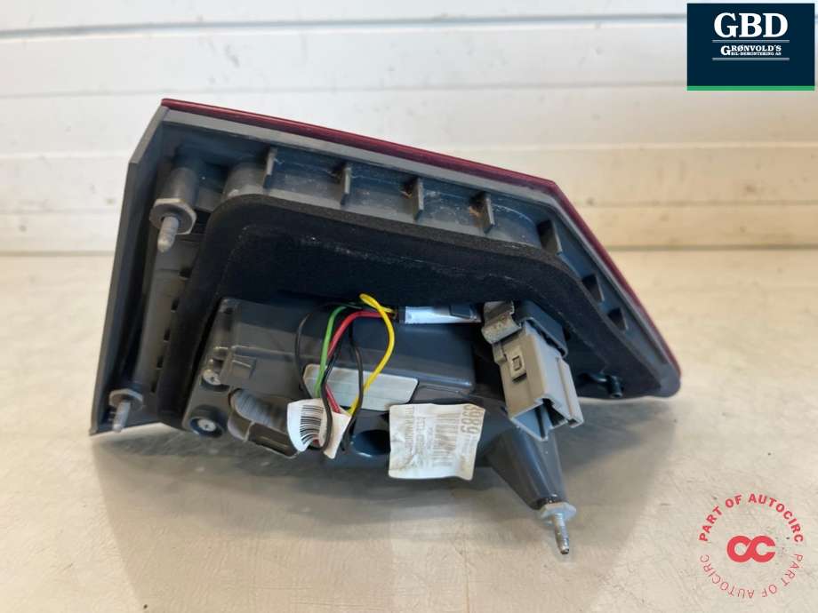Baklykt venstre indre til Ford Mondeo 2014-2019 (Type V, Fase 1) (2345657|DS73-13A603-JG|)