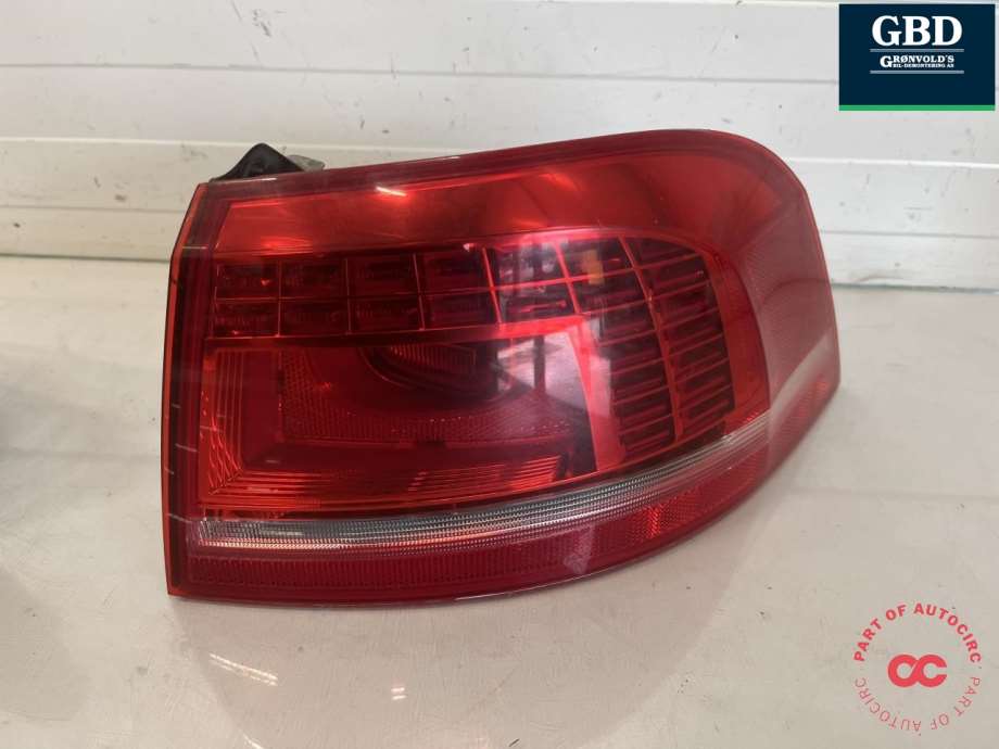 VW Passat, 2011-2015 (B7)(|3AF 945 208 B)