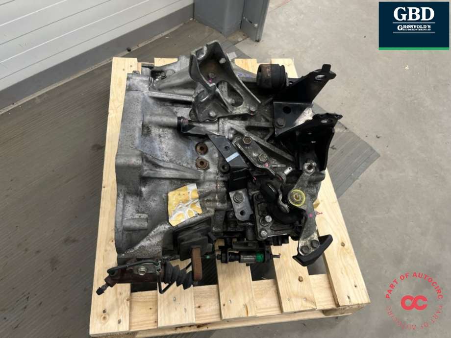 Girkasse manuell 6-trinn til Toyota Avensis 2009-2015 (Type III, Fase 1)  (3030020A90|3030020B20|)