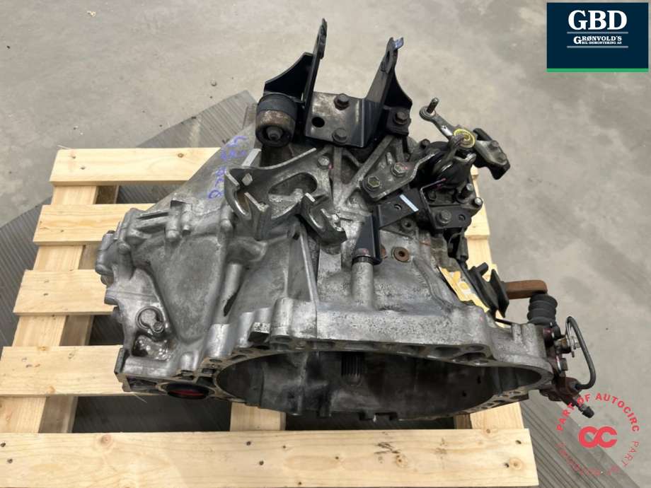 Girkasse manuell 6-trinn til Toyota Avensis 2009-2015 (Type III, Fase 1)  (3030020A90|3030020B20|)