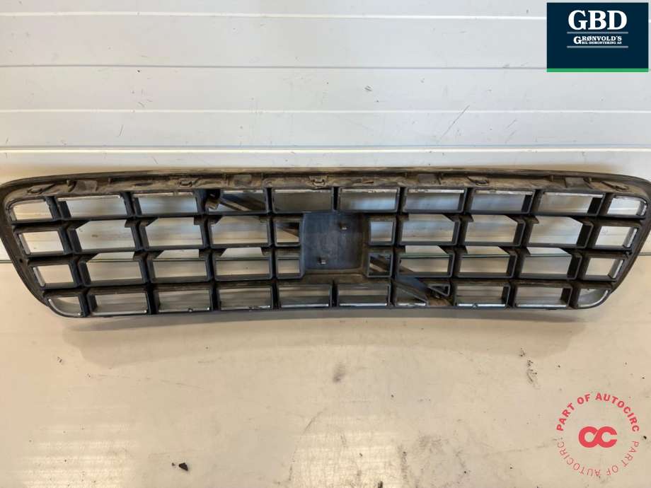 Grill til Volvo XC90 2002-2006 (Type I, Fase 1)  (30678980|)