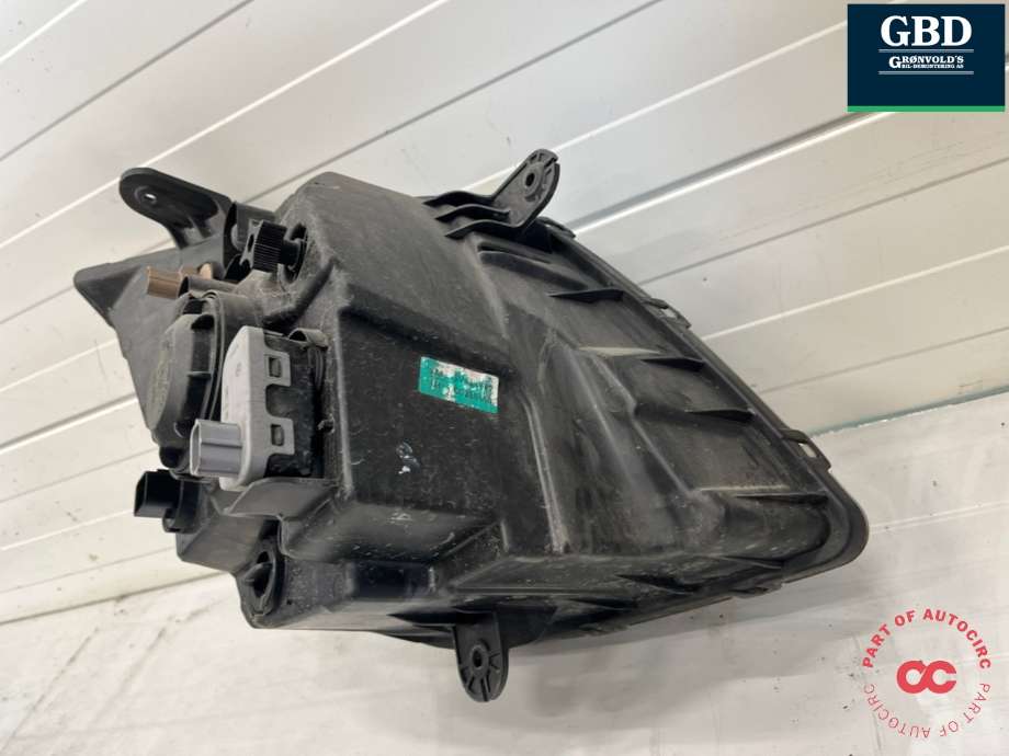 Frontlykt venstre halogen til Maxus EV80 2019-->>  (NO PART ID|)