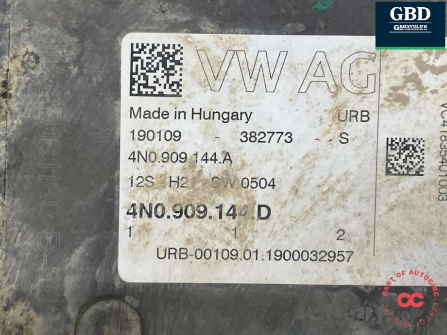 Tannstang elektrisk til Audi e-tron 2018-->>  (4N1 423 053 P|4N1 423 053 K|)