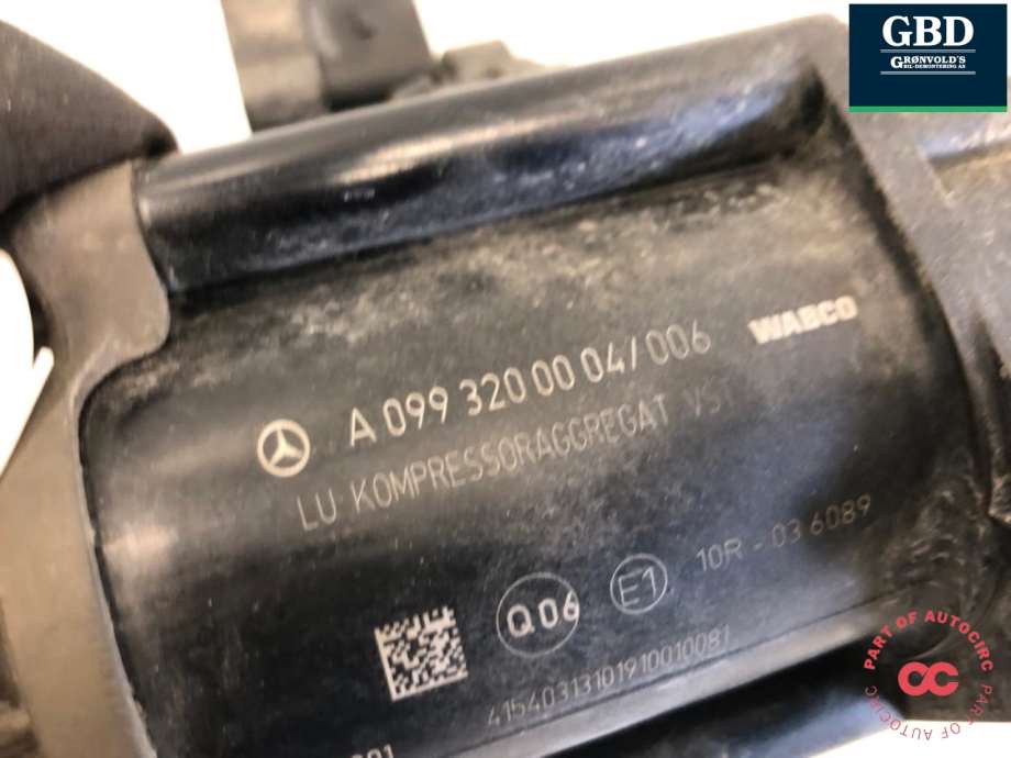 Mercedes C-Klasse, 2014-2018 (W205, Fase 1) (A 099 320 00 04)